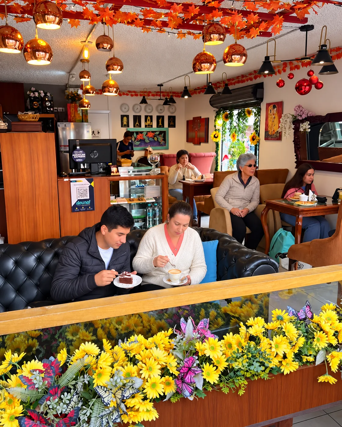 AROMA Coffee & Gelato, cafetería en Cotacachi